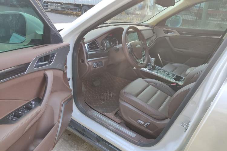 Used Haval H7 2016 Blue-Label H7 2.0T Automatic Luxury Model Interior 2