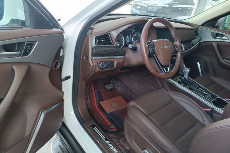 Used Haval H7 2016 Blue-Label H7 2.0T Automatic Luxury Model Interior 3