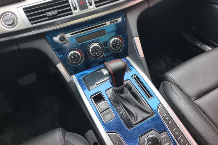 Used Haval H7 2016 Blue-Label H7 2.0T Automatic Elite Model Interior 6