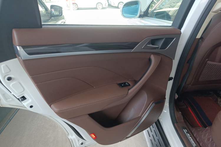 Used Haval H7 2016 Blue-Label H7 2.0T Automatic Luxury Model Interior 8
