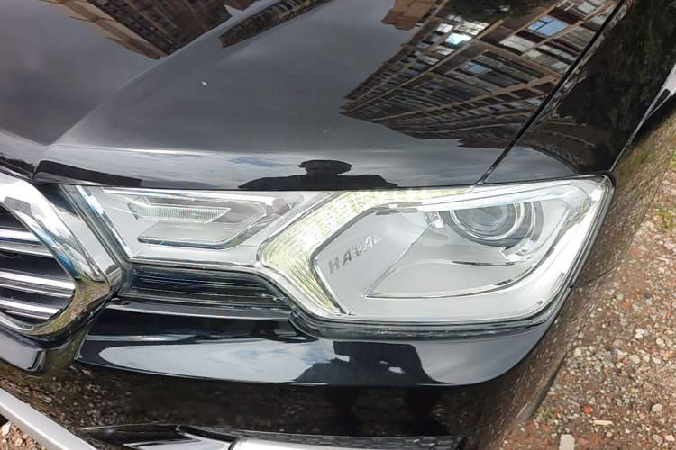 Used Haval H7 2016 Blue-Label H7 2.0T Automatic Elite Model Left Front Headlight