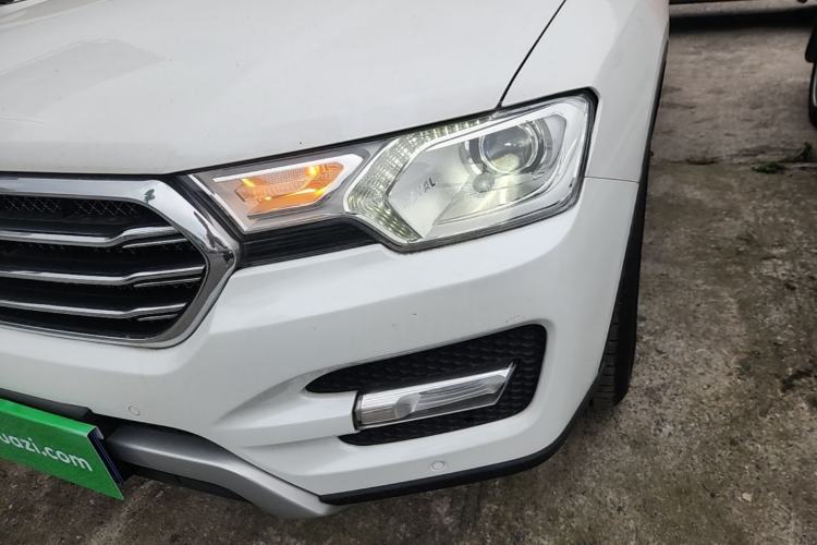 Used Haval H7 2016 Blue-Label H7 2.0T Automatic Luxury Model Left Front Headlight