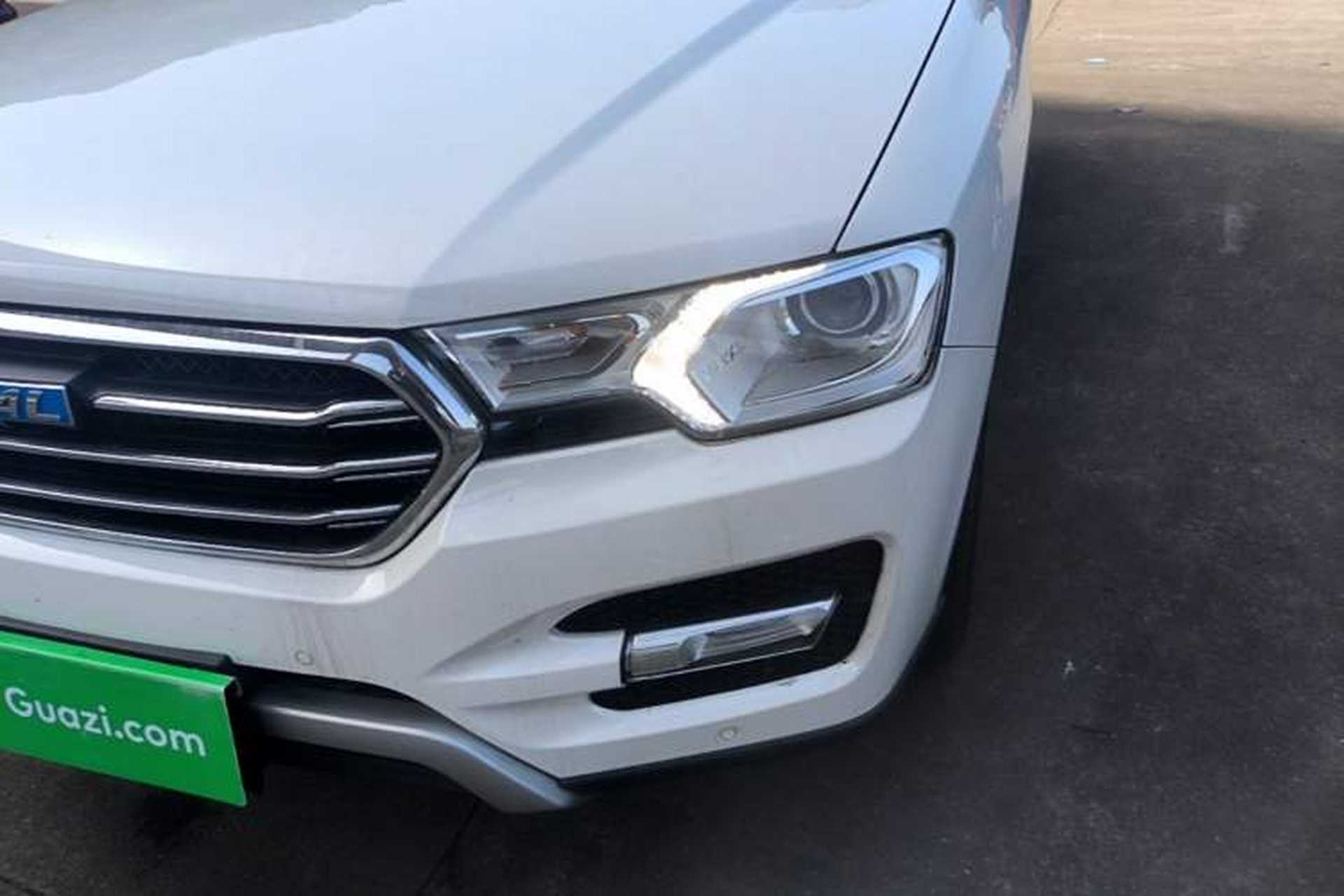 Used Haval H7 2016 Blue-Label H7 2.0T Automatic Luxury Model Left Front Headlight