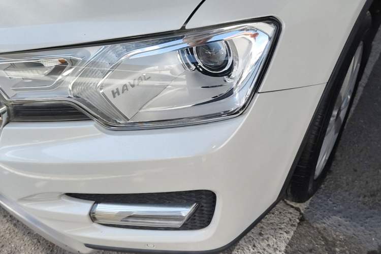 Used Haval H7 2016 Blue-Label H7 2.0T Automatic Luxury Model Left Front Headlight