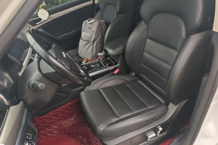 Used Haval H7 2016 Blue-Label H7 2.0T Automatic Luxury Model Left Front Seat