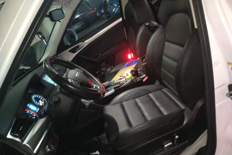 Used Haval H7 2016 Blue-Label H7 2.0T Automatic Elite Model Left Front Seat