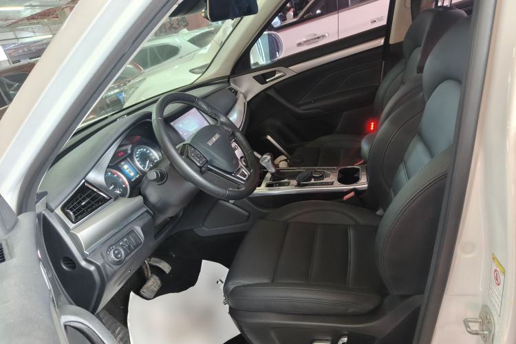 Used Haval H7 2016 Blue-Label H7 2.0T Automatic Elite Model Left Front Seat