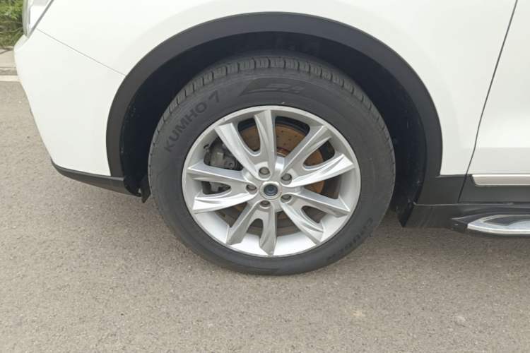 Used Haval H7 2016 Blue-Label H7 2.0T Automatic Luxury Model Left Front Wheel Hub