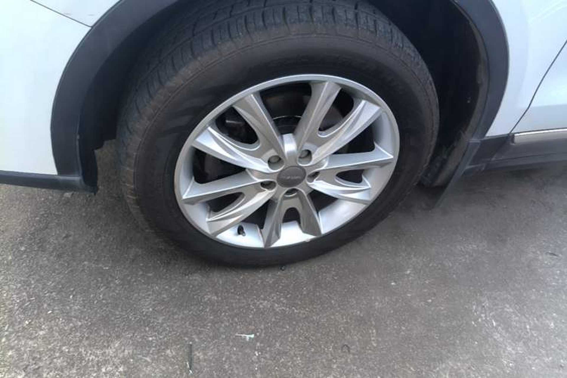Used Haval H7 2016 Blue-Label H7 2.0T Automatic Luxury Model Left Front Wheel Hub