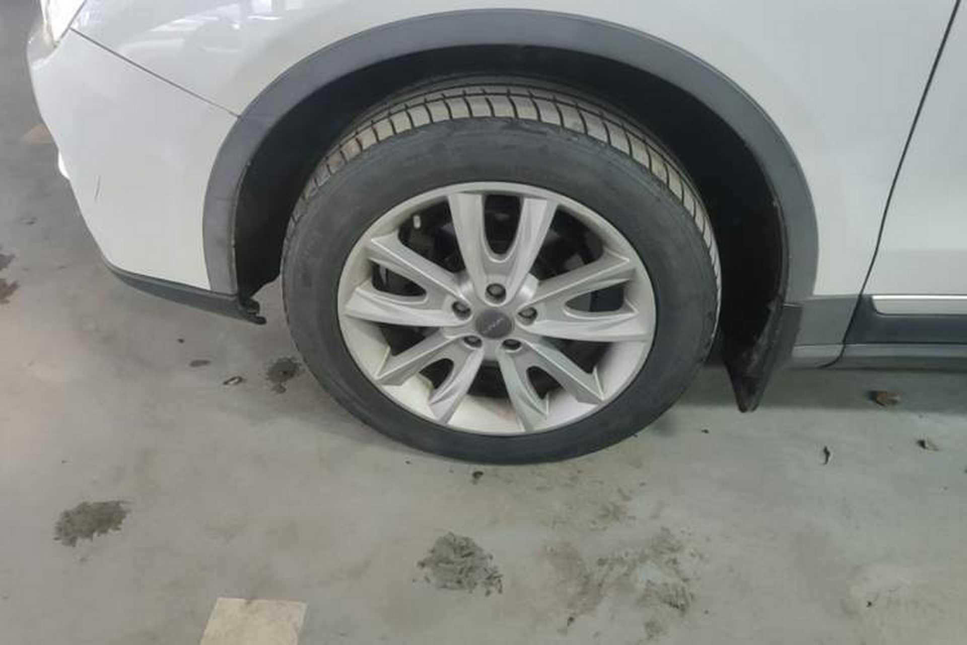 Used Haval H7 2016 Blue-Label H7 2.0T Automatic Luxury Model Left Front Wheel Hub