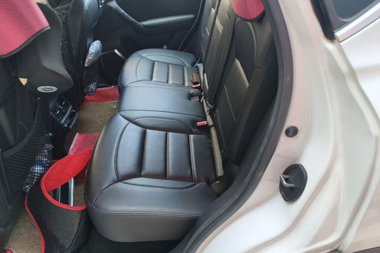 Used Haval H7 2016 Blue-Label H7 2.0T Automatic Luxury Model Left Rear Seat
