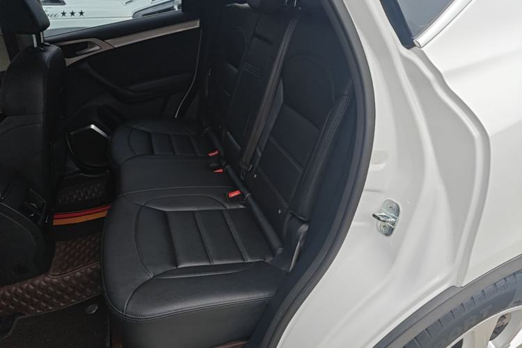 Used Haval H7 2016 Blue-Label H7 2.0T Automatic Elite Model Left Rear Seat