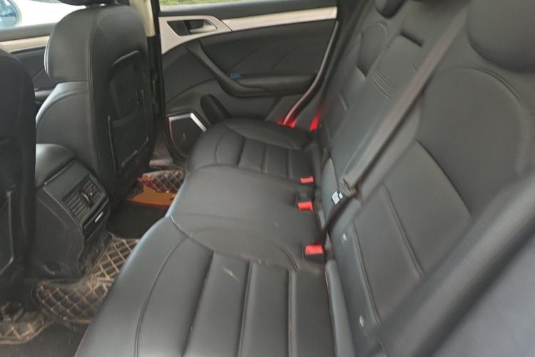 Used Haval H7 2016 Blue-Label H7 2.0T Automatic Elite Model Left Rear Seat