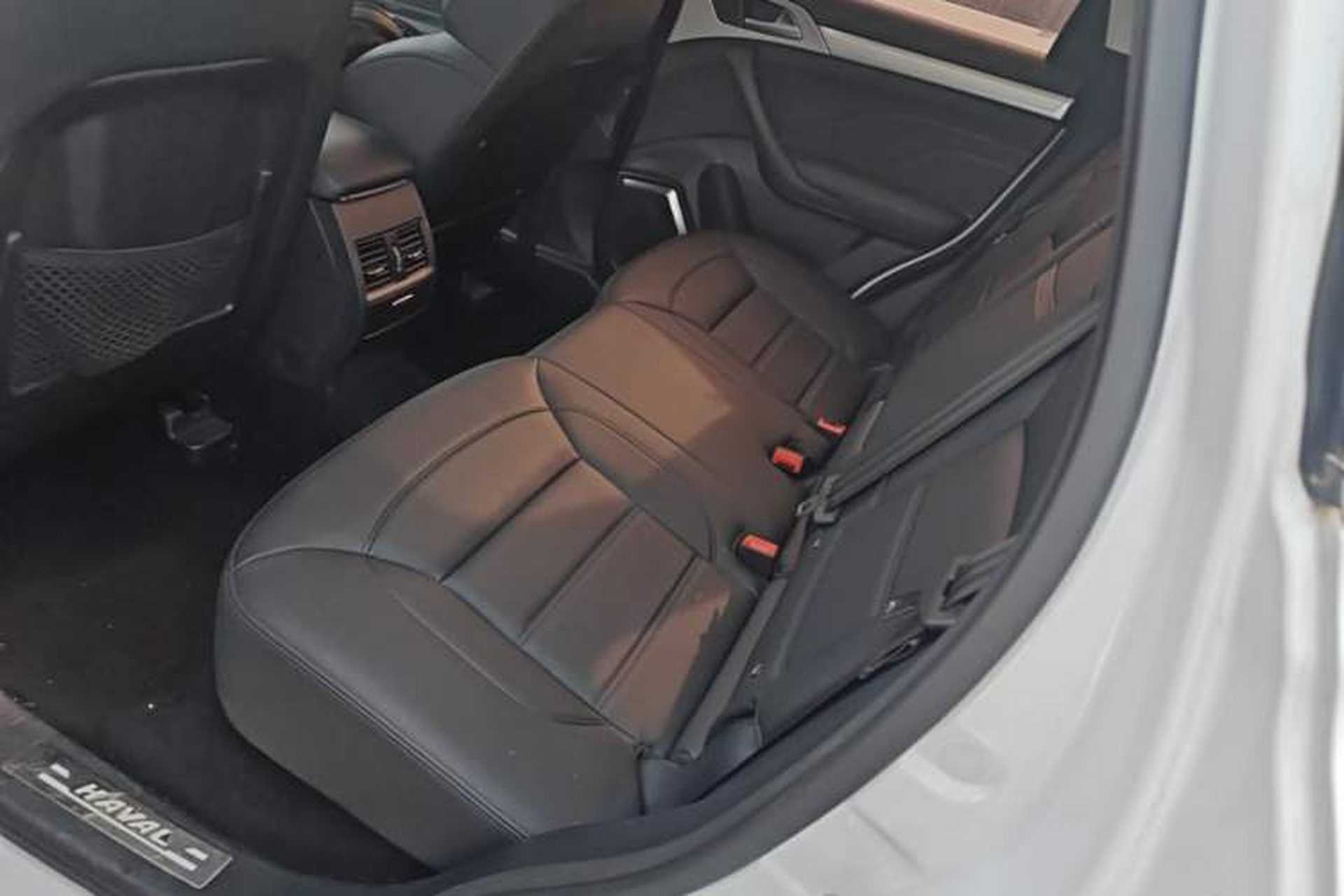 Used Haval H7 2016 Blue-Label H7 2.0T Automatic Luxury Model Left Rear Seat