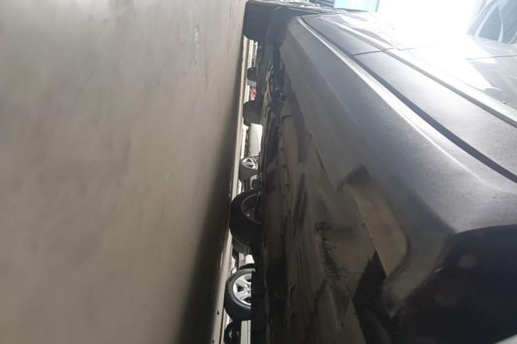 Used Haval H7 2016 Blue-Label H7 2.0T Automatic Luxury Model Left Side Sill