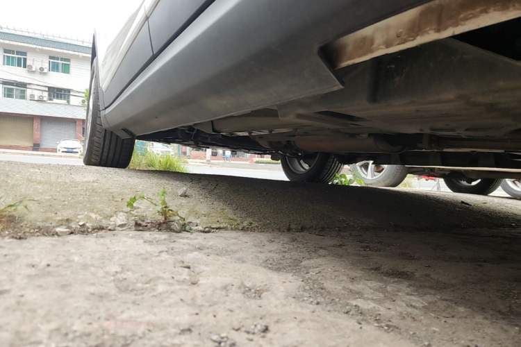 Used Haval H7 2016 Blue-Label H7 2.0T Automatic Luxury Model Left Side Sill