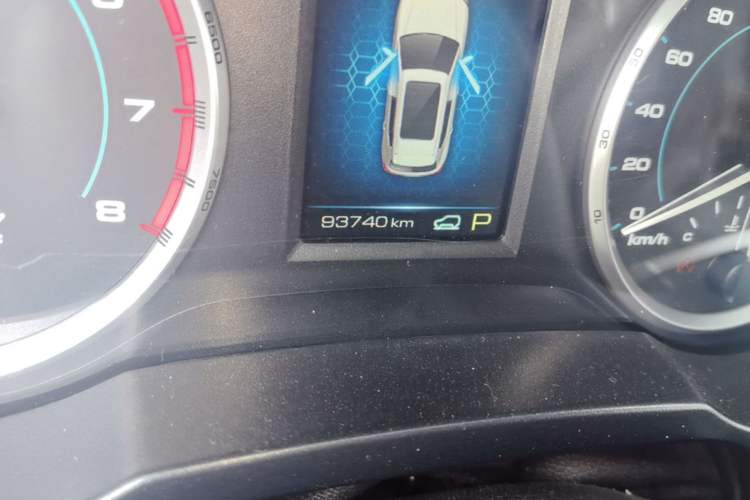 Used Haval H7 2016 Blue-Label H7 2.0T Automatic Luxury Model Odometer Close Up