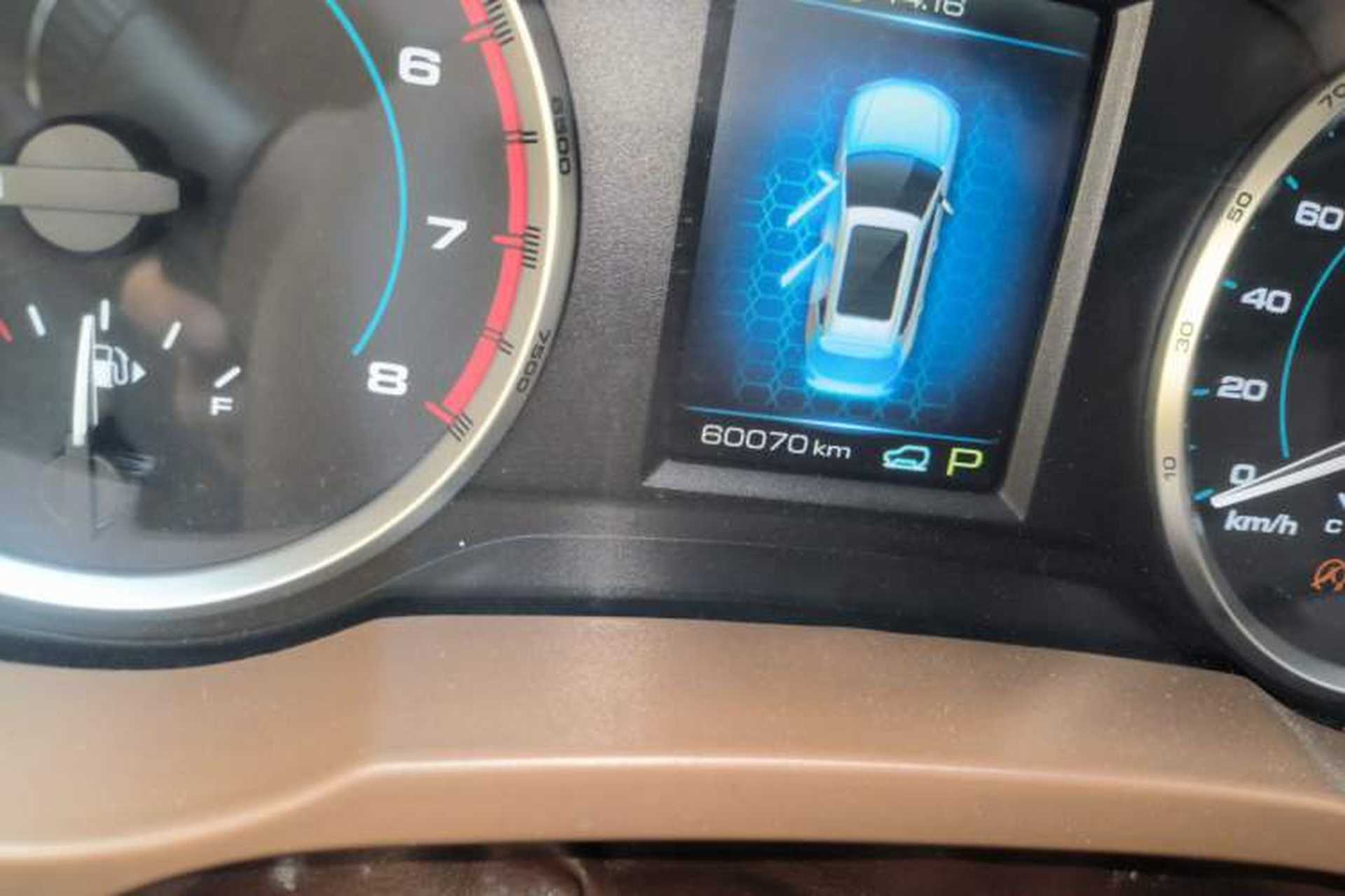Used Haval H7 2016 Blue-Label H7 2.0T Automatic Luxury Model Odometer Close Up