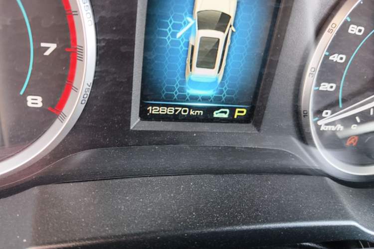 Used Haval H7 2016 Blue-Label H7 2.0T Automatic Luxury Model Odometer Close Up