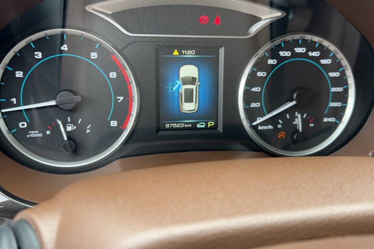 Used Haval H7 2016 Blue-Label H7 2.0T Automatic Luxury Model Odometer Close Up
