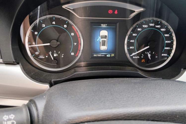 Used Haval H7 2016 Blue-Label H7 2.0T Automatic Luxury Model Odometer Close Up