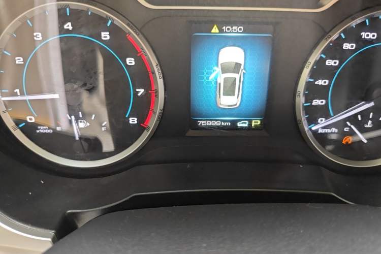 Used Haval H7 2016 Blue-Label H7 2.0T Automatic Luxury Model Odometer Close Up