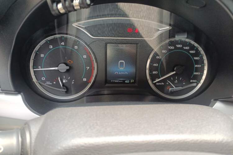 Used Haval H7 2016 Blue-Label H7 2.0T Automatic Luxury Model Odometer Close Up