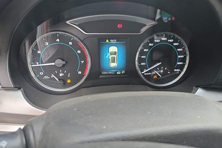 Used Haval H7 2016 Blue-Label H7 2.0T Automatic Elite Model Odometer Close Up