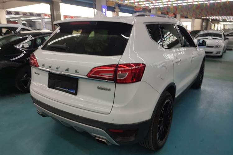 Used Haval H7 2016 Blue-Label H7 2.0T Automatic Luxury Model Rear Right 45 Deg