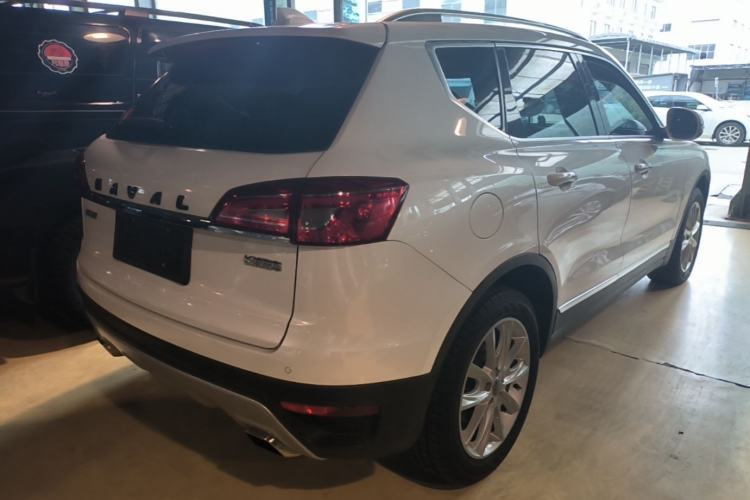 Used Haval H7 2016 Blue-Label H7 2.0T Automatic Luxury Model Rear Right 45 Deg