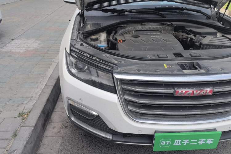Used Haval H7 2016 Blue-Label H7 2.0T Automatic Luxury Model Right Front Headlight