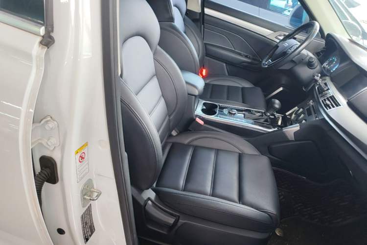 Used Haval H7 2016 Blue-Label H7 2.0T Automatic Luxury Model Right Front Seat