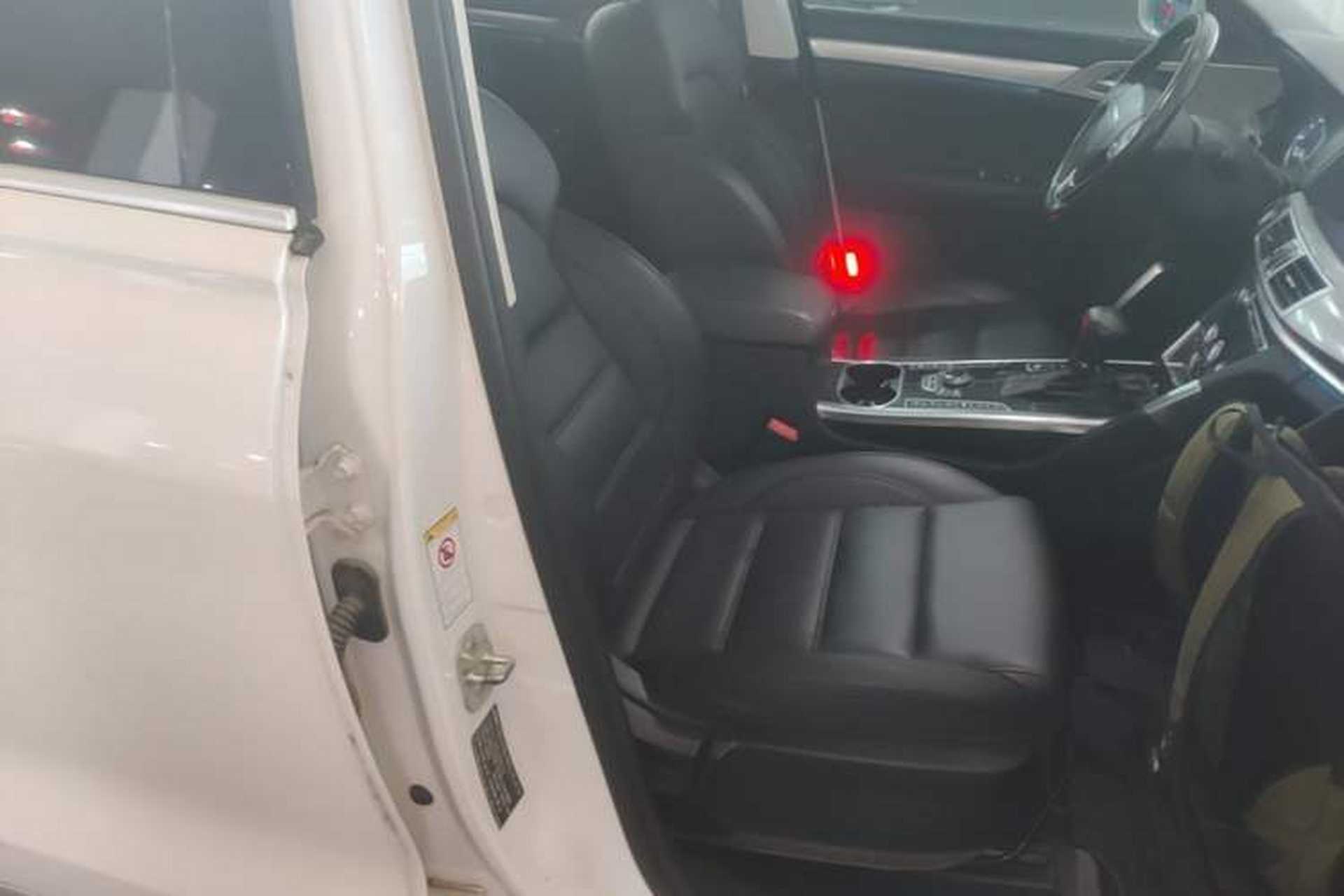 Used Haval H7 2016 Blue-Label H7 2.0T Automatic Luxury Model Right Front Seat