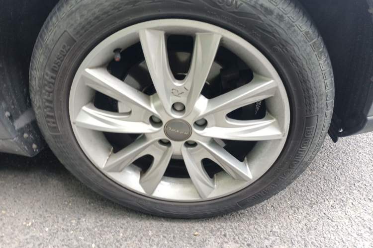 Used Haval H7 2016 Blue-Label H7 2.0T Automatic Luxury Model Right Front Wheel Hub