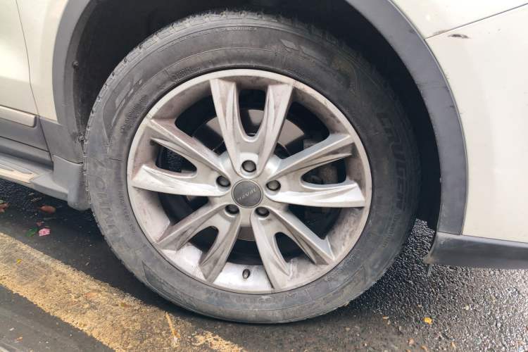 Used Haval H7 2016 Blue-Label H7 2.0T Automatic Luxury Model Right Front Wheel Hub