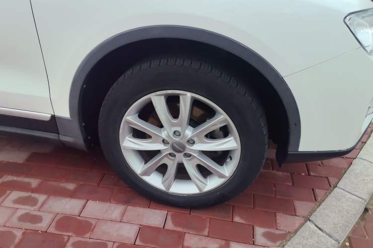 Used Haval H7 2016 Blue-Label H7 2.0T Automatic Luxury Model Right Front Wheel Hub