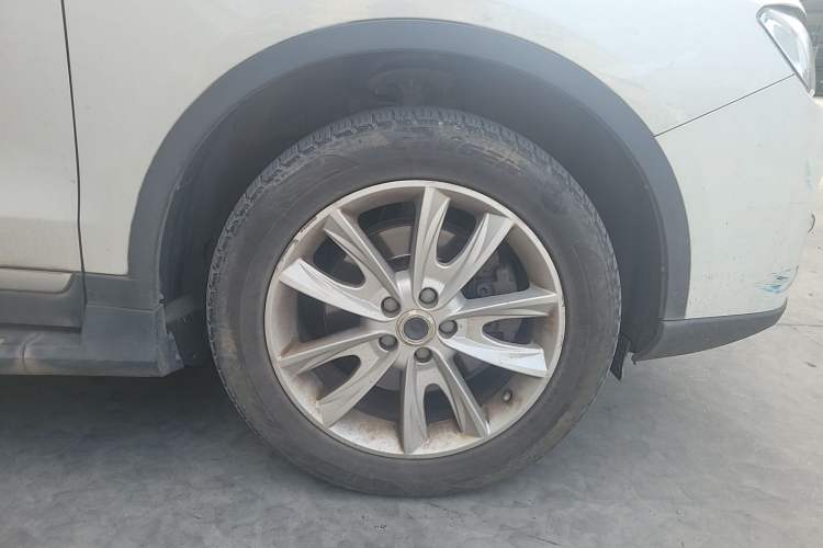 Used Haval H7 2016 Blue-Label H7 2.0T Automatic Luxury Model Right Front Wheel Hub