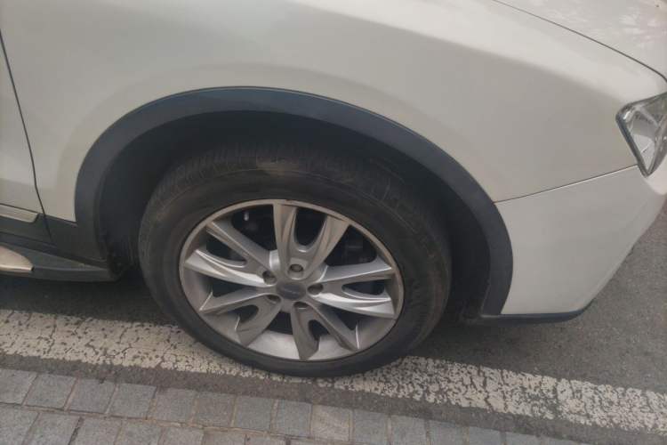 Used Haval H7 2016 Blue-Label H7 2.0T Automatic Luxury Model Right Front Wheel Hub