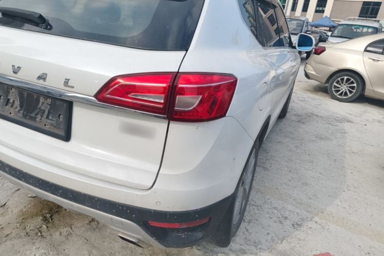 Used Haval H7 2016 Blue-Label H7 2.0T Automatic Luxury Model Right Rear Taillight