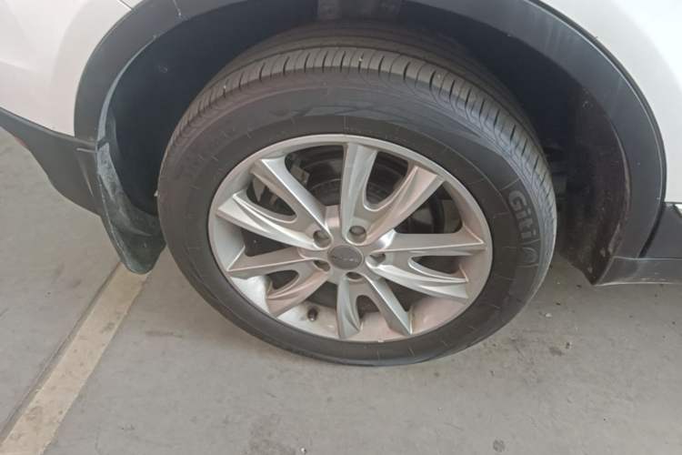 Used Haval H7 2016 Blue-Label H7 2.0T Automatic Luxury Model Right Rear Wheel Hub