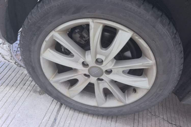Used Haval H7 2016 Blue-Label H7 2.0T Automatic Luxury Model Right Rear Wheel Hub