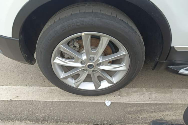 Used Haval H7 2016 Blue-Label H7 2.0T Automatic Luxury Model Right Rear Wheel Hub