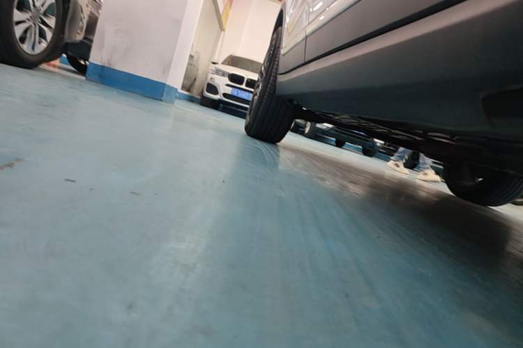 Used Haval H7 2016 Blue-Label H7 2.0T Automatic Luxury Model Right Side Sill