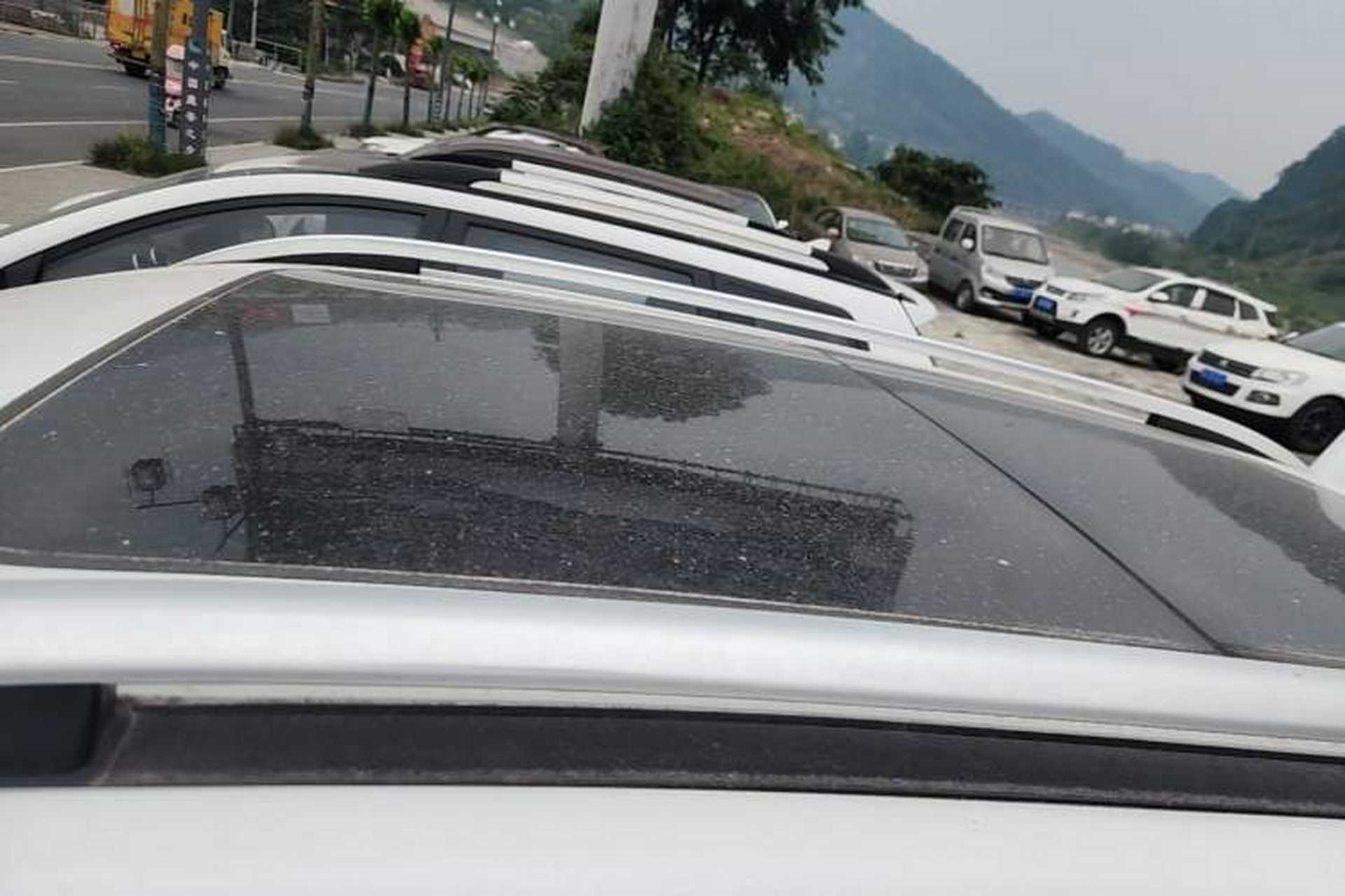 Used Haval H7 2016 Blue-Label H7 2.0T Automatic Luxury Model Roof