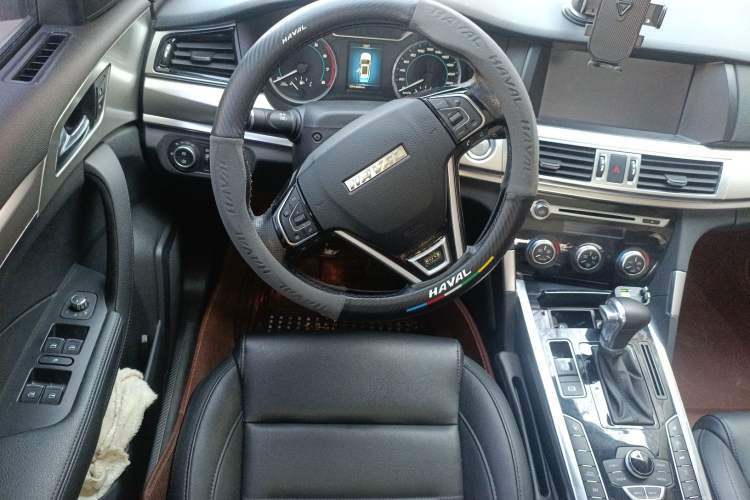 Used Haval H7 2016 Blue-Label H7 2.0T Automatic Elite Model Steering Wheel