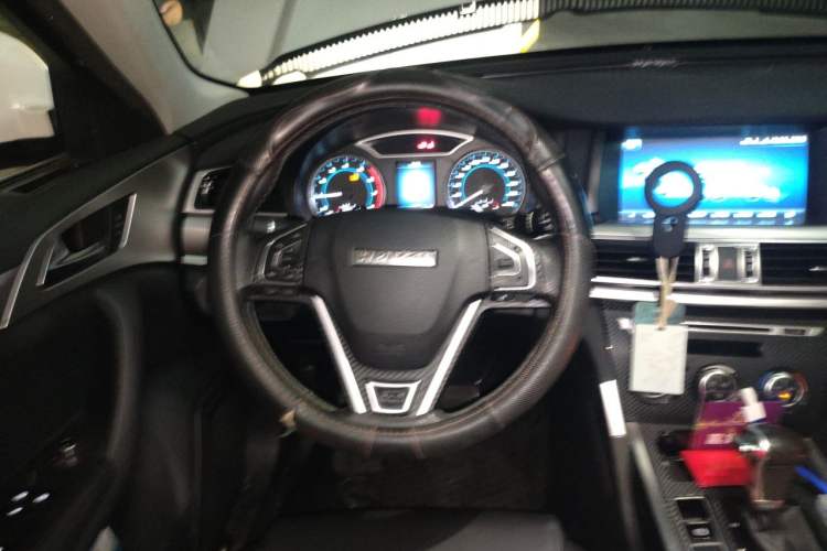 Used Haval H7 2016 Blue-Label H7 2.0T Automatic Elite Model Steering Wheel