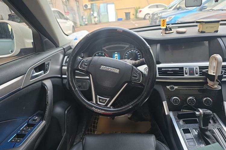 Used Haval H7 2016 Blue-Label H7 2.0T Automatic Elite Model Steering Wheel