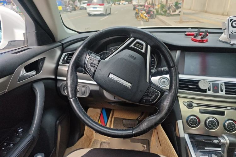 Used Haval H7 2016 Blue-Label H7 2.0T Automatic Luxury Model Steering Wheel