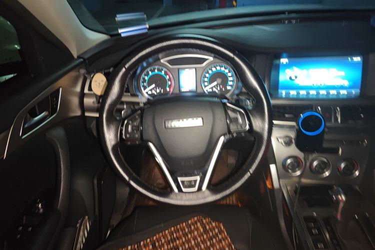 Used Haval H7 2016 Blue-Label H7 2.0T Automatic Luxury Model Steering Wheel
