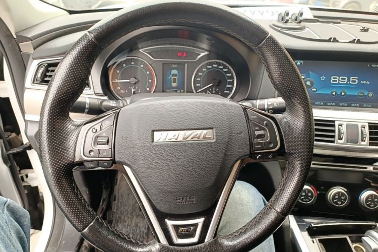 Used Haval H7 2016 Blue-Label H7 2.0T Automatic Elite Model Steering Wheel